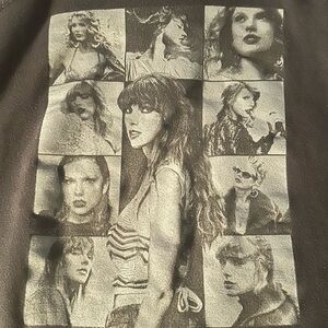 Taylor Swift Black and White Graphic Hoodie. Sz S. Official merch.